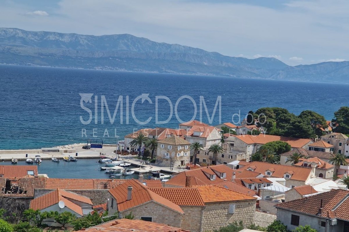 Hiša s panoramskim pogledom na morje, Brač