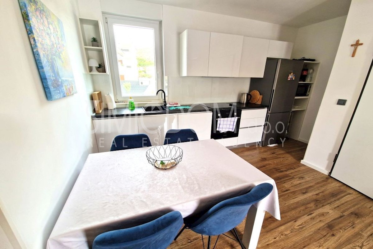 Opremljeno stanovanje v novogradnji, Grebaštica