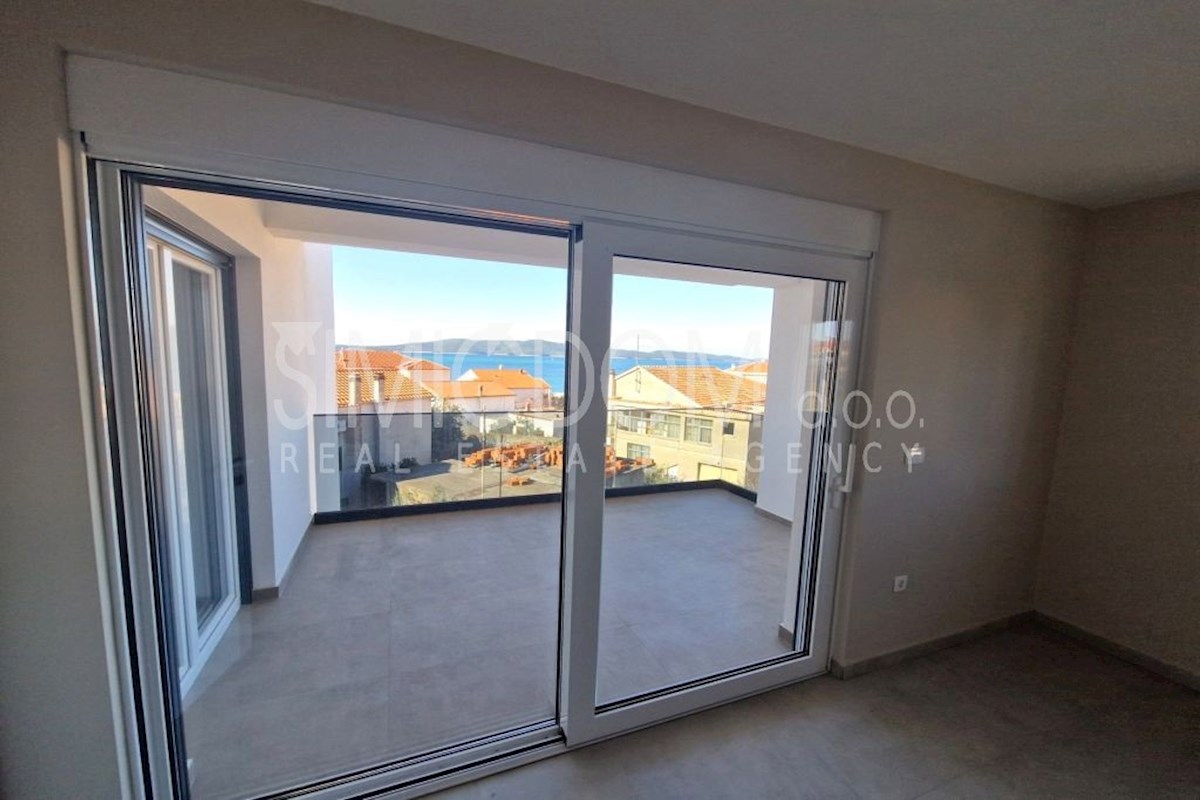Novo penthouse stanovanje v bližini morja, Brodarica
