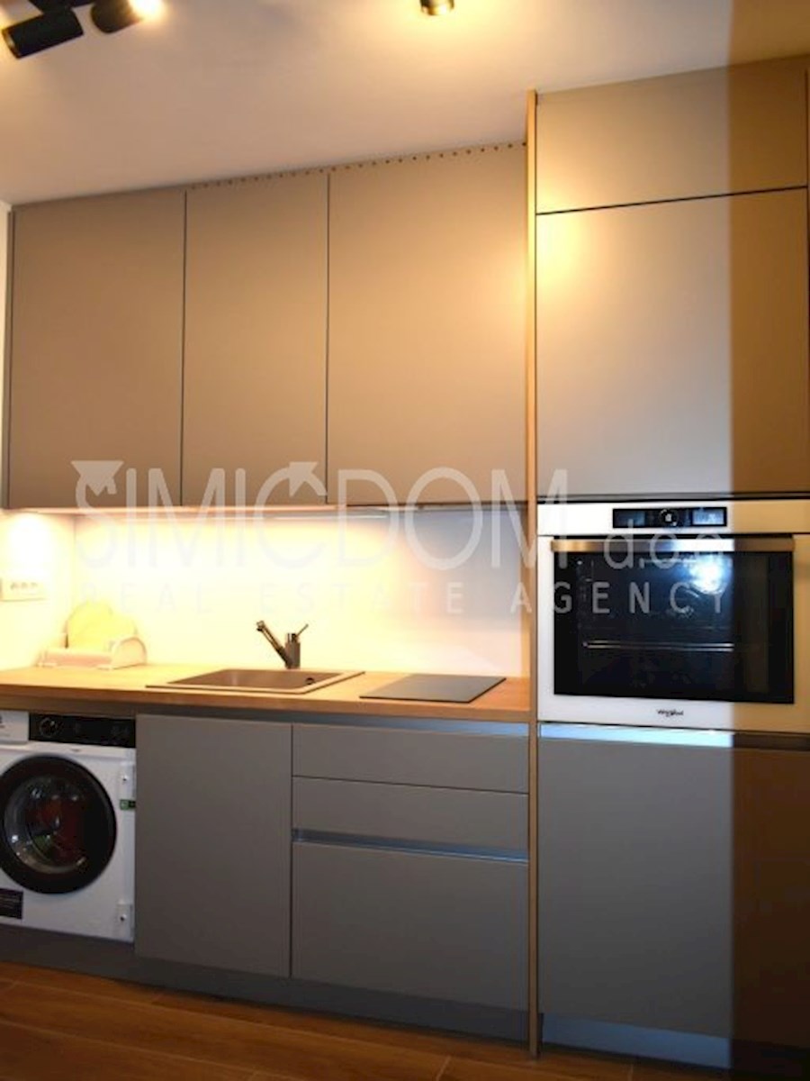 Opremljen apartma le nekaj korakov od plaže, Čiovo