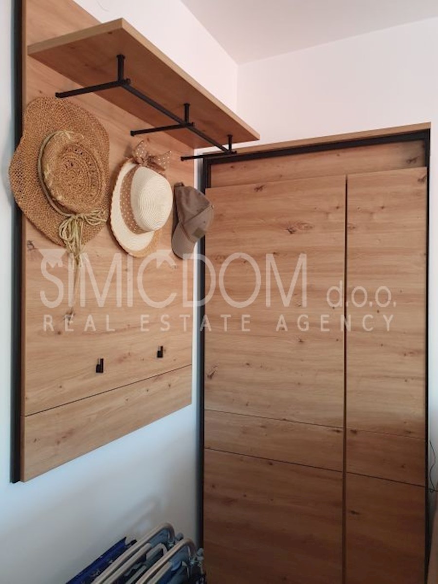 Opremljen apartma le nekaj korakov od plaže, Čiovo
