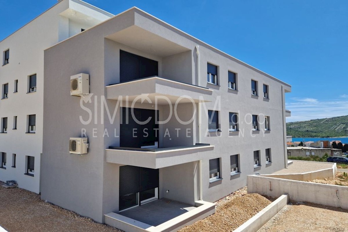 Penthouse stanovanje zelo blizu plaže, Primošten
