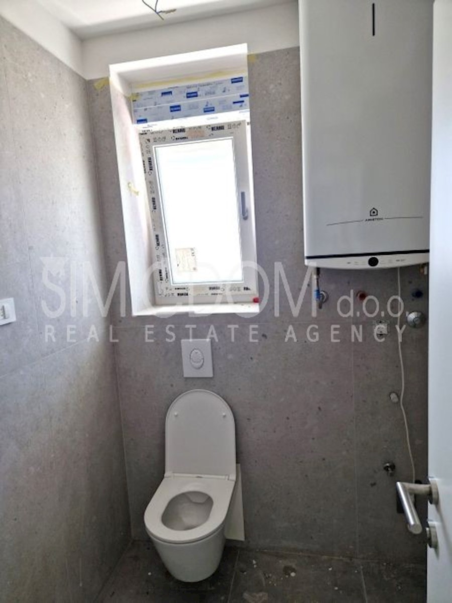 Penthouse stanovanje zelo blizu plaže, Primošten