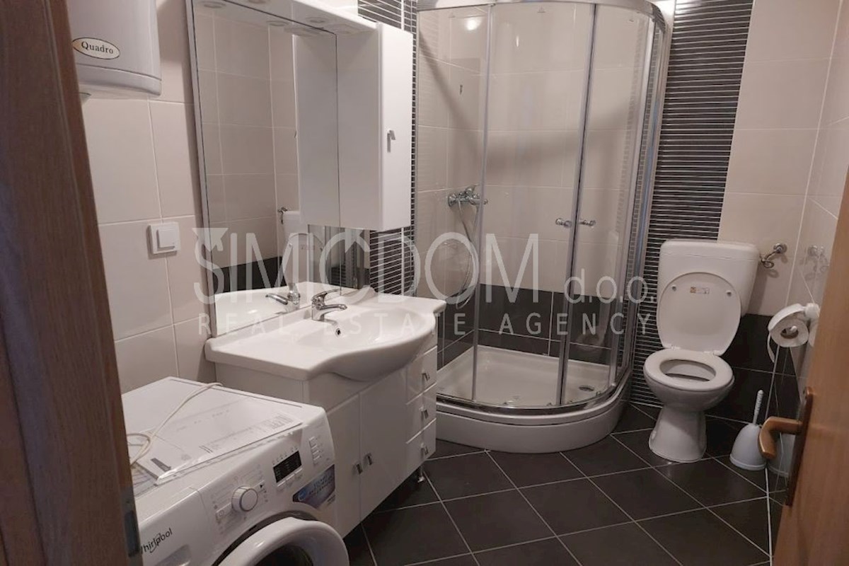 Apartma s pogledom na morje, Marušići