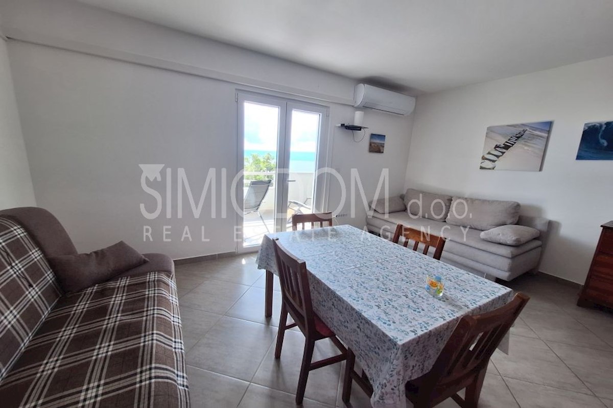 Apartma s pogledom na morje, Marušići