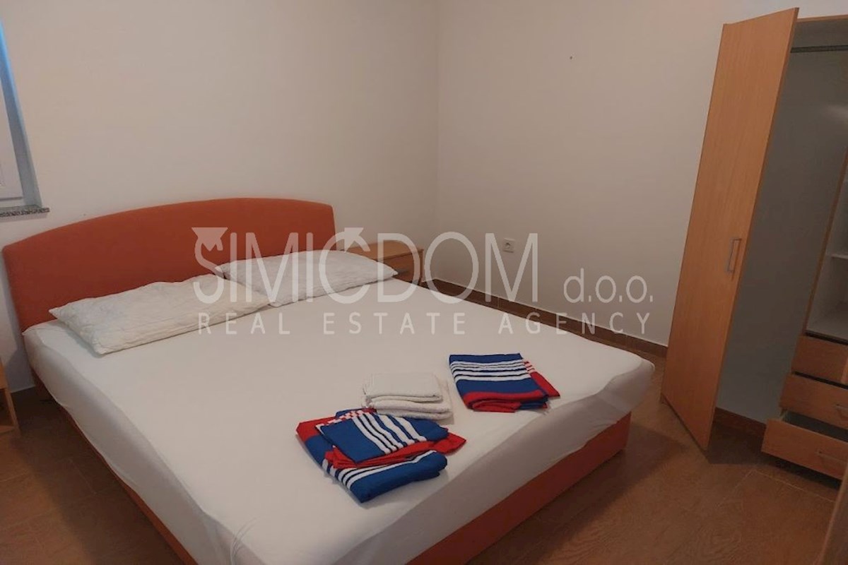 Apartma s pogledom na morje, Marušići