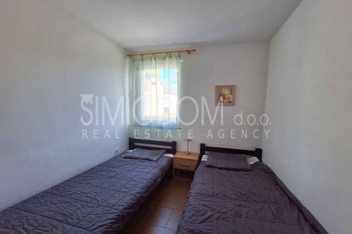 Apartma s pogledom na morje, Marušići