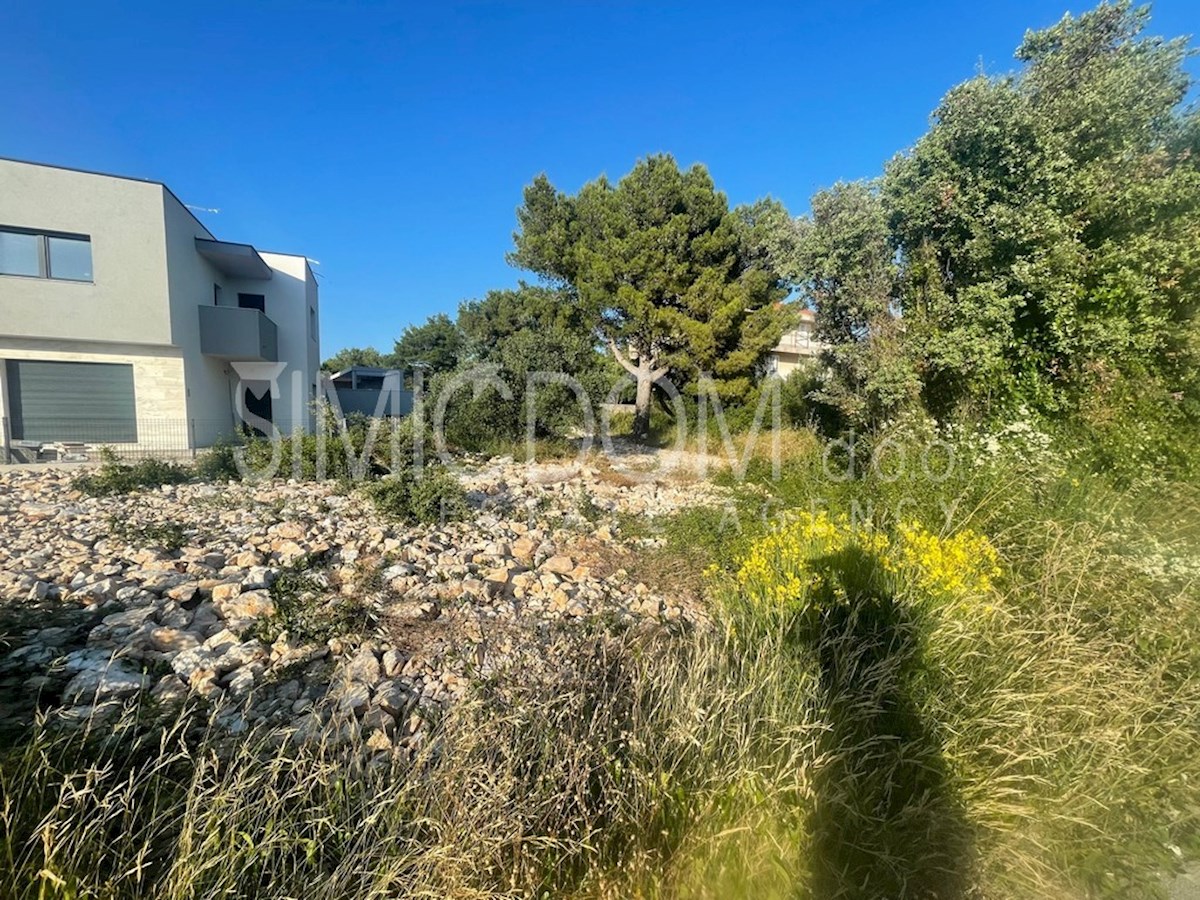 Gradbeno zemljišče v bližini morja, Podsolarsko – Šibenik