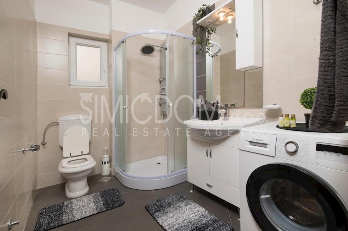 Apartmajska vila prva vrsta ob morju, Brač