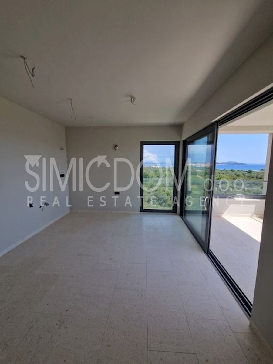 Penthouse s pogledom na morje v bližini plaže, Tribunj