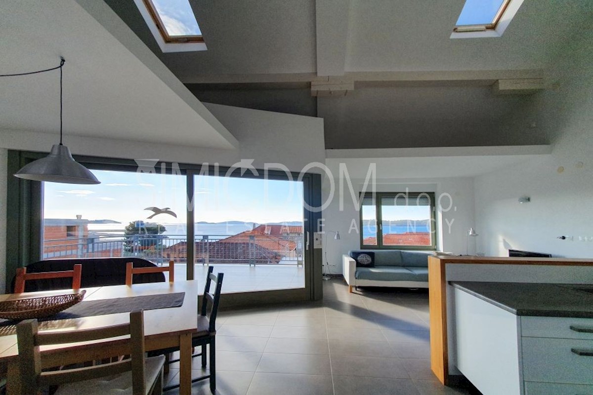 Dvoetažni apartma s pogledom, Orebić