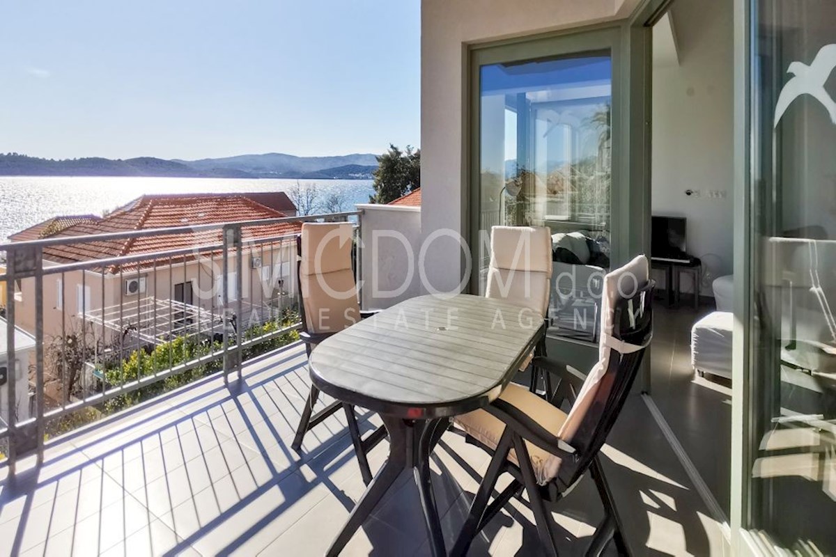 Dvoetažni apartma s pogledom, Orebić