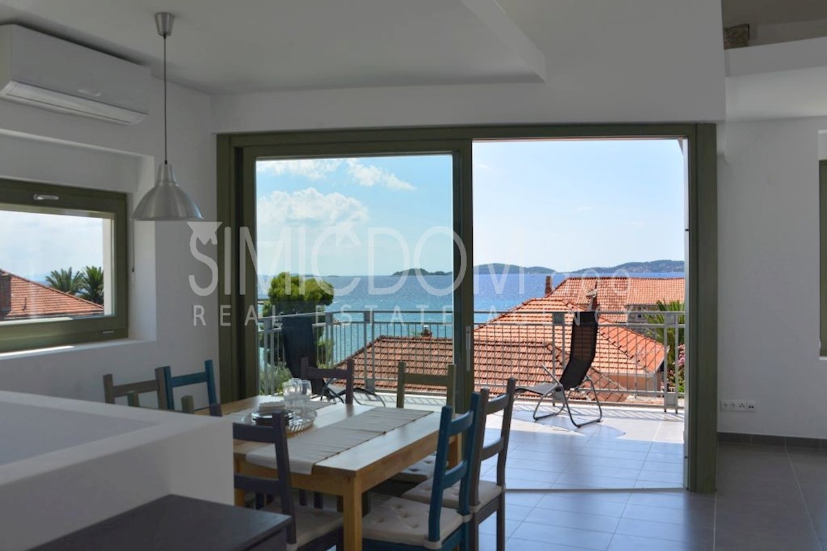 Dvoetažni apartma s pogledom, Orebić