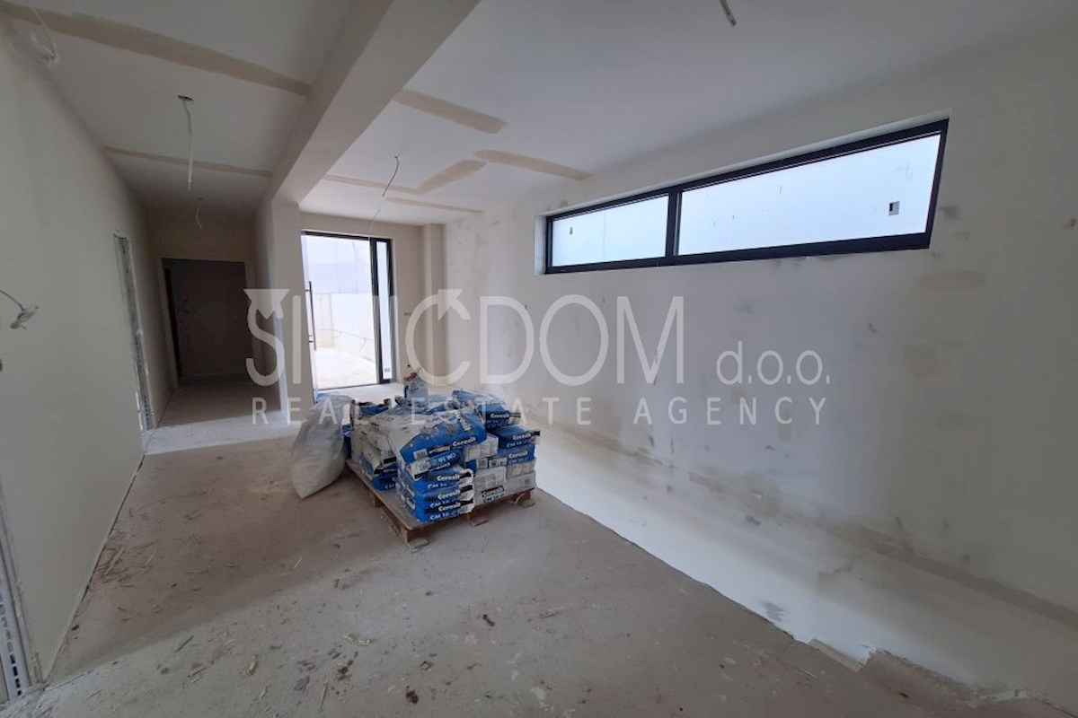 Vila z odprtim pogledom na morje, Omiš