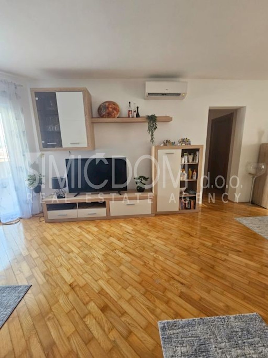 Opremljeno stanovanje le nekaj korakov od plaže, Čiovo