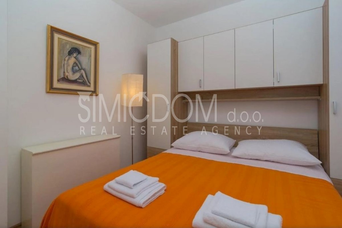 Hiša ob morju, Sevid