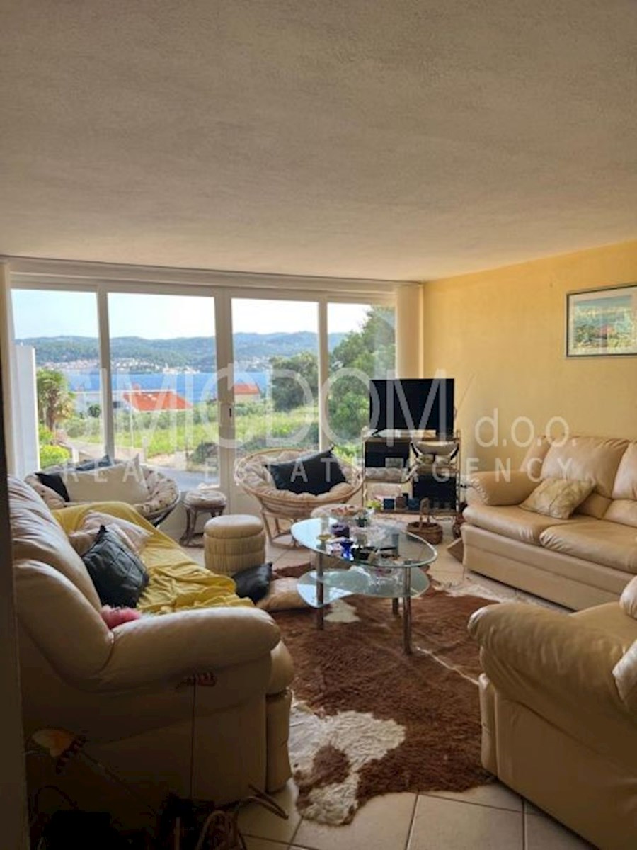 Hiša z razgledom na morje, Pelješac