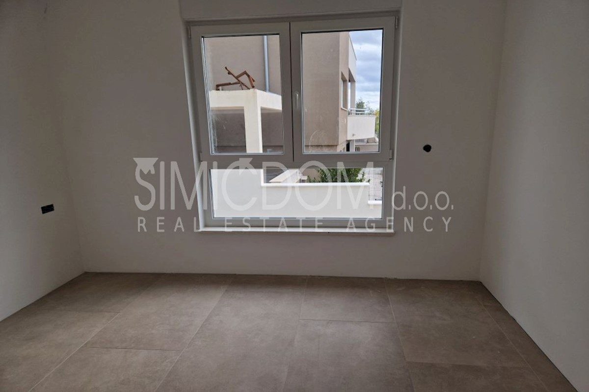 Prostorno trisobno stanovanje z razgledom, Čiovo