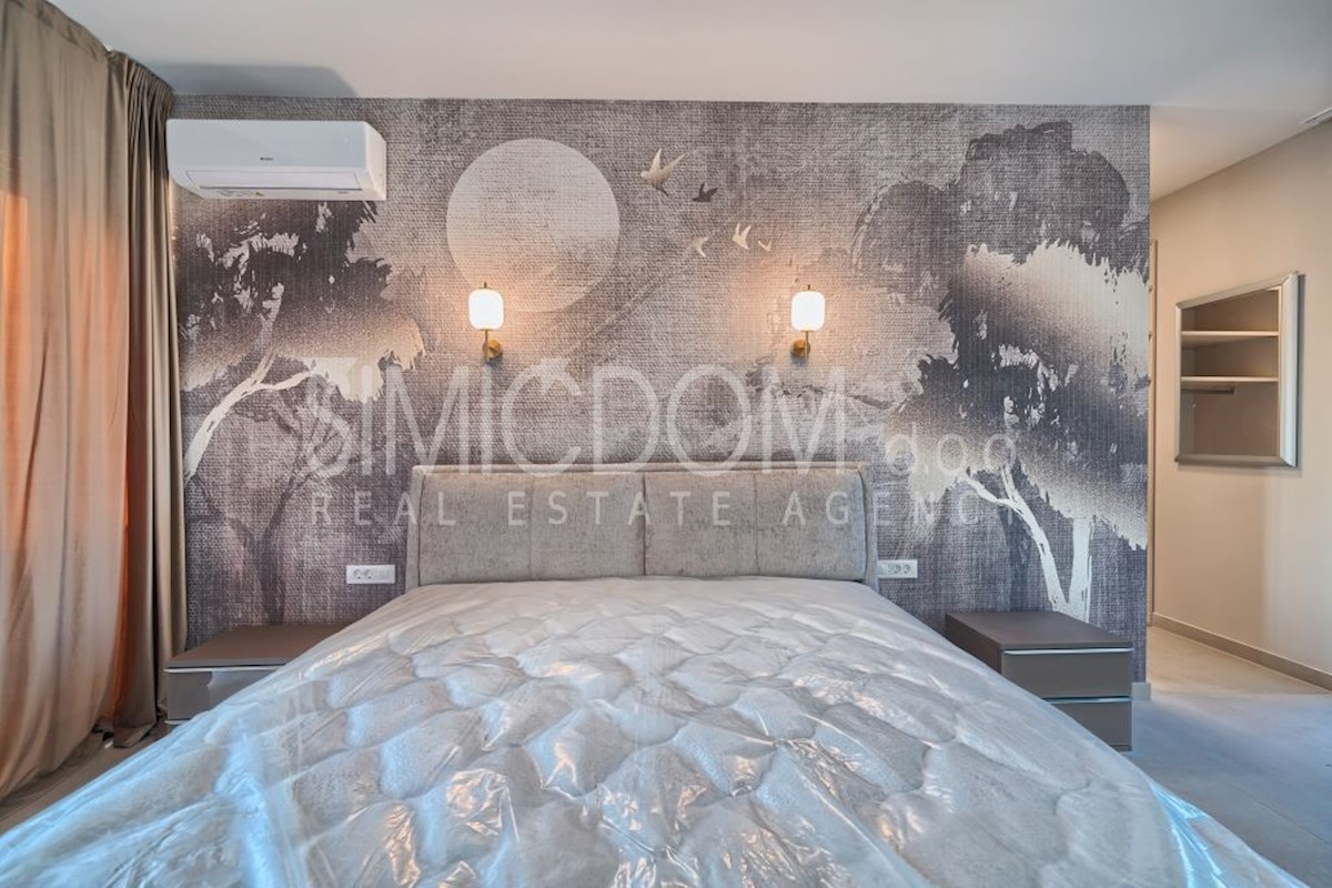 Vila s panoramskim razgledom, Primošten