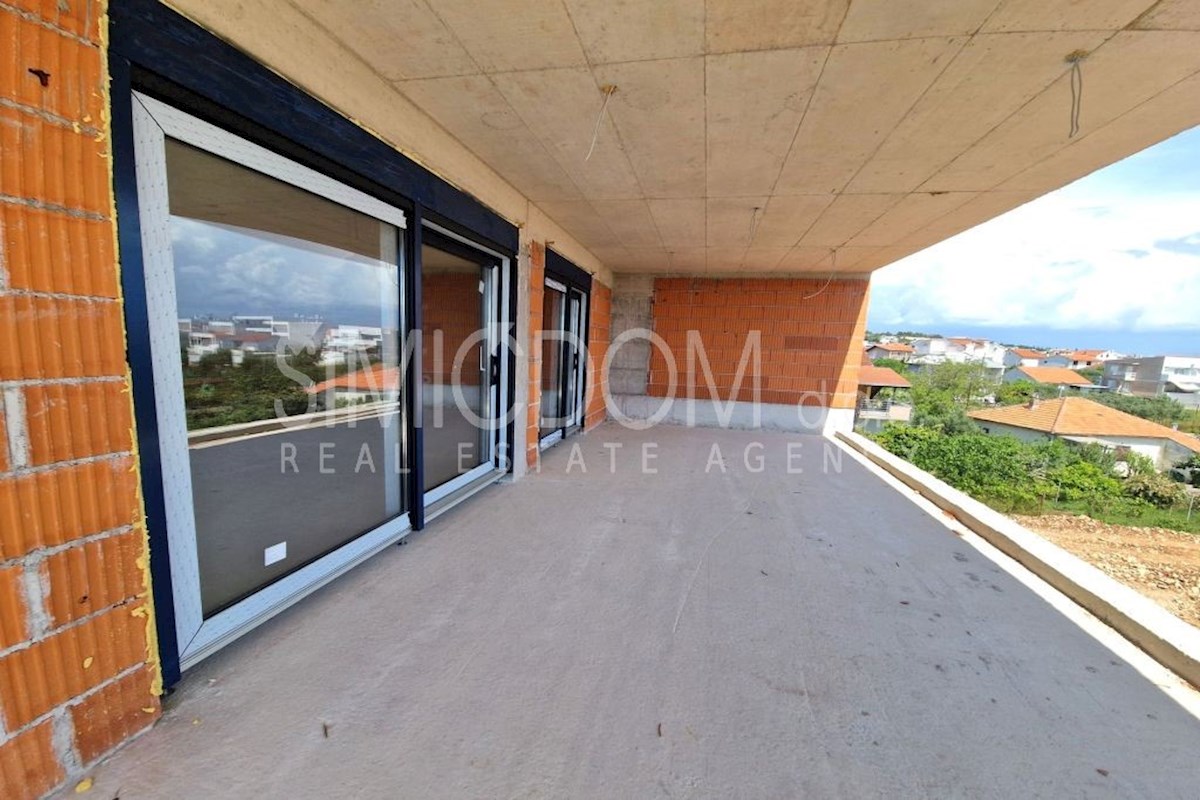Prostoren apartma v bližini plaže in centra, Tribunj