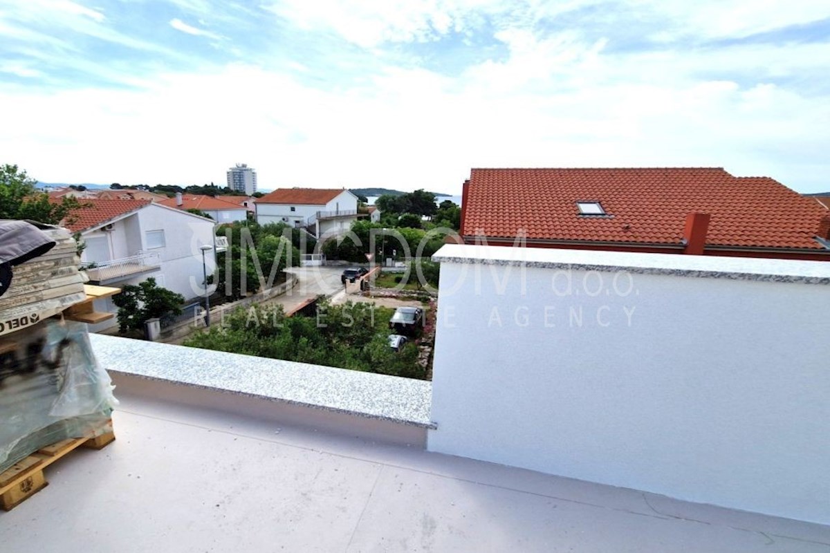Moderna hiša s panoramskim pogledom na morje, Vodice