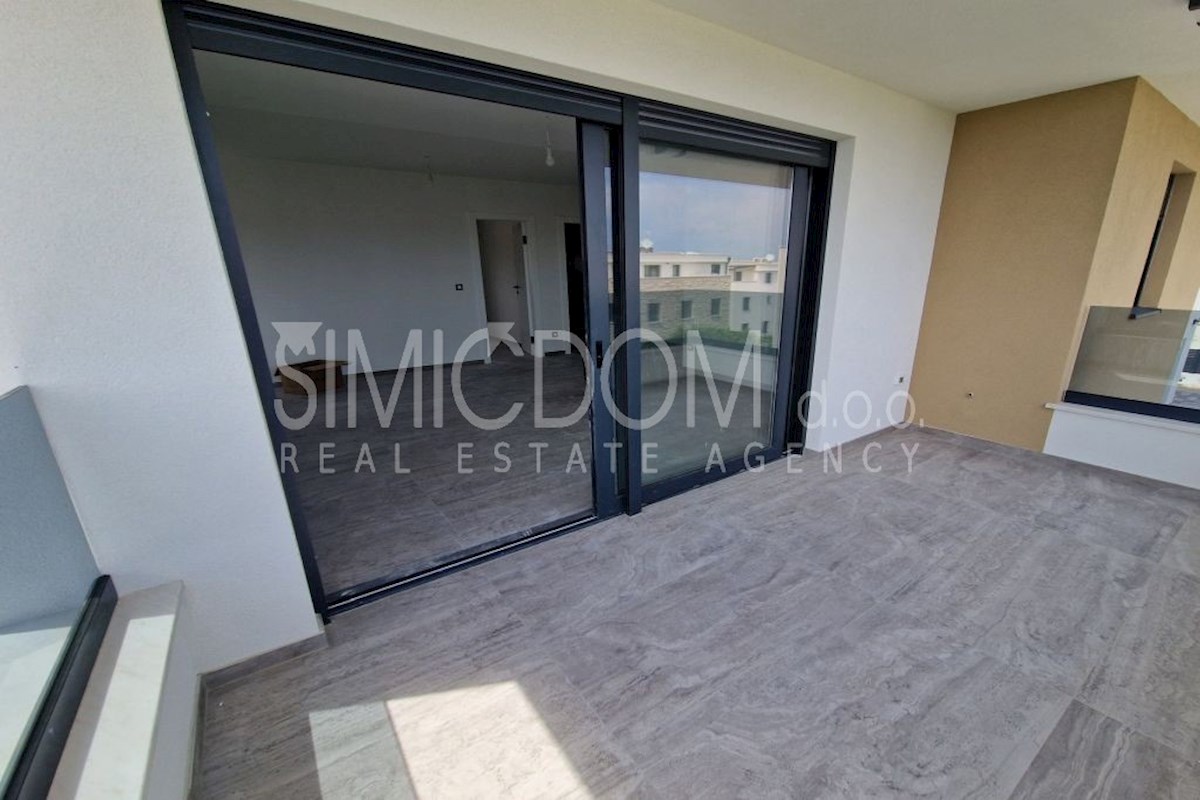 Apartma s pogledom na morje, Murter