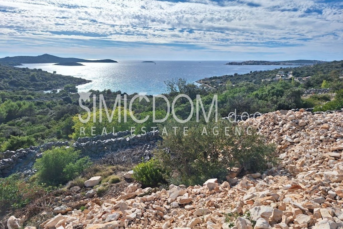 Kmetijsko zemljišče z razgledom, Sevid