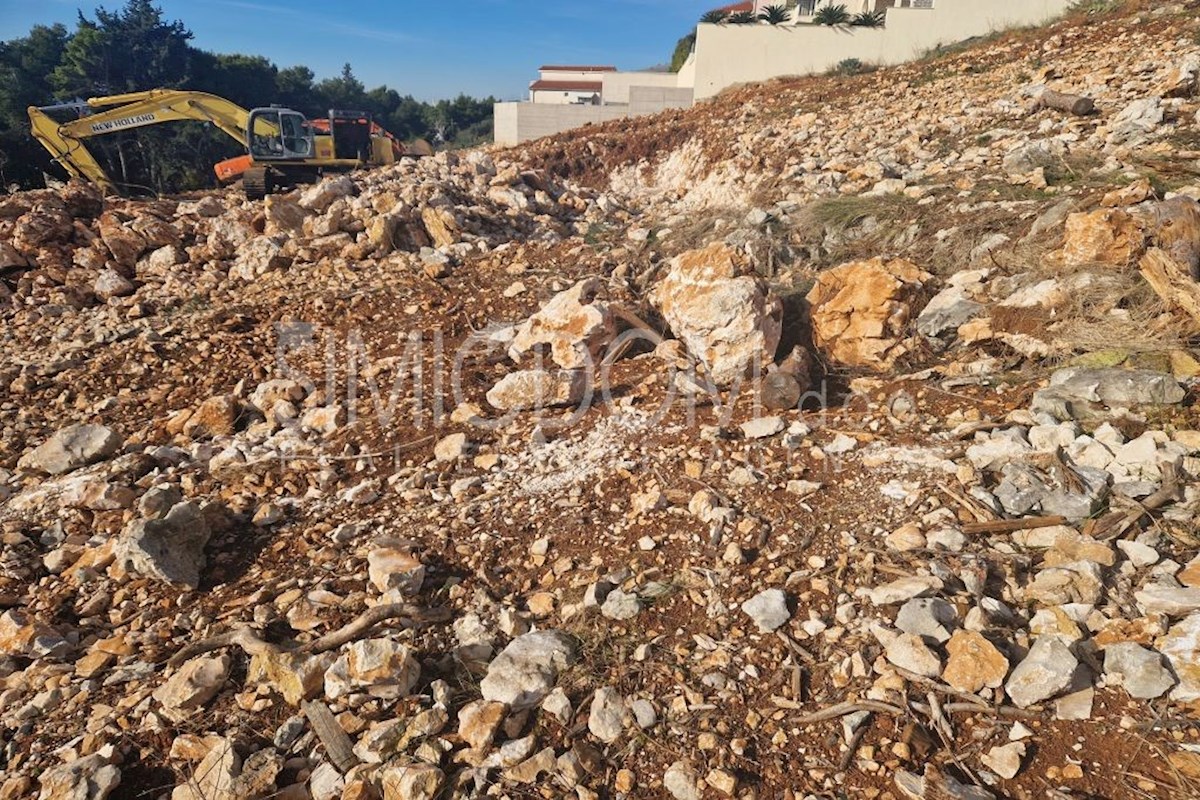 Prostorna parcela z razgledom, Čiovo