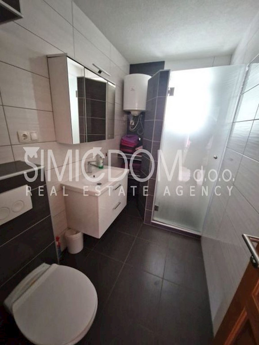 Hiša s čudovitim pogledom na morje, Čiovo