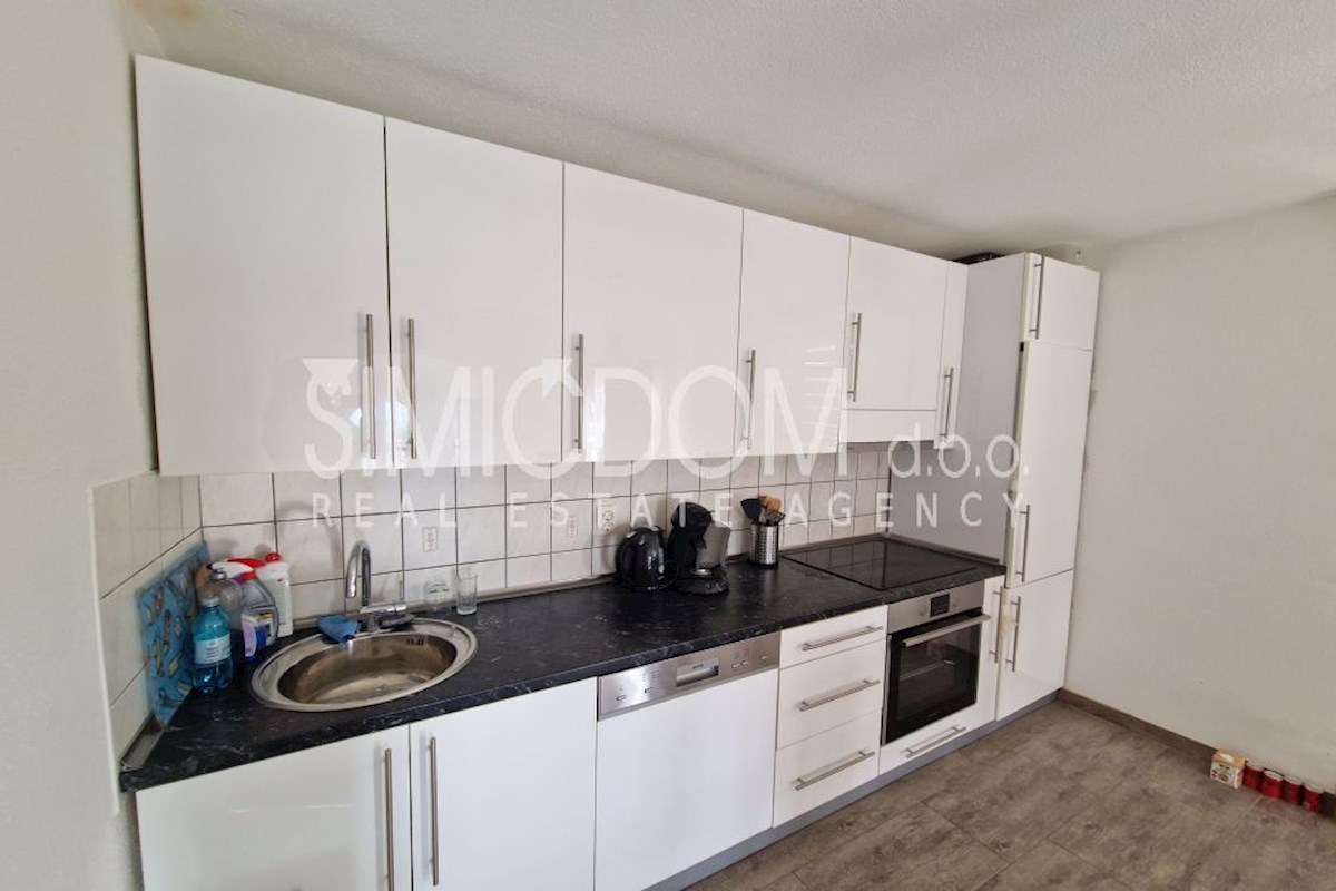 Hiša s čudovitim pogledom na morje, Čiovo