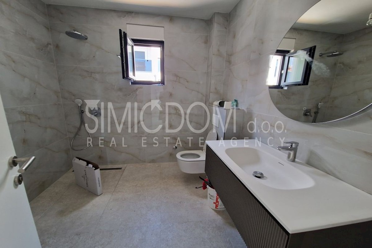 Vrhunski penthouse z razgledom in bazenom, Čiovo