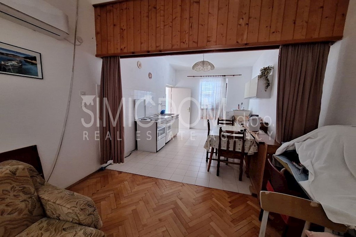 Hiša z dvema apartmajema, Makarska riviera