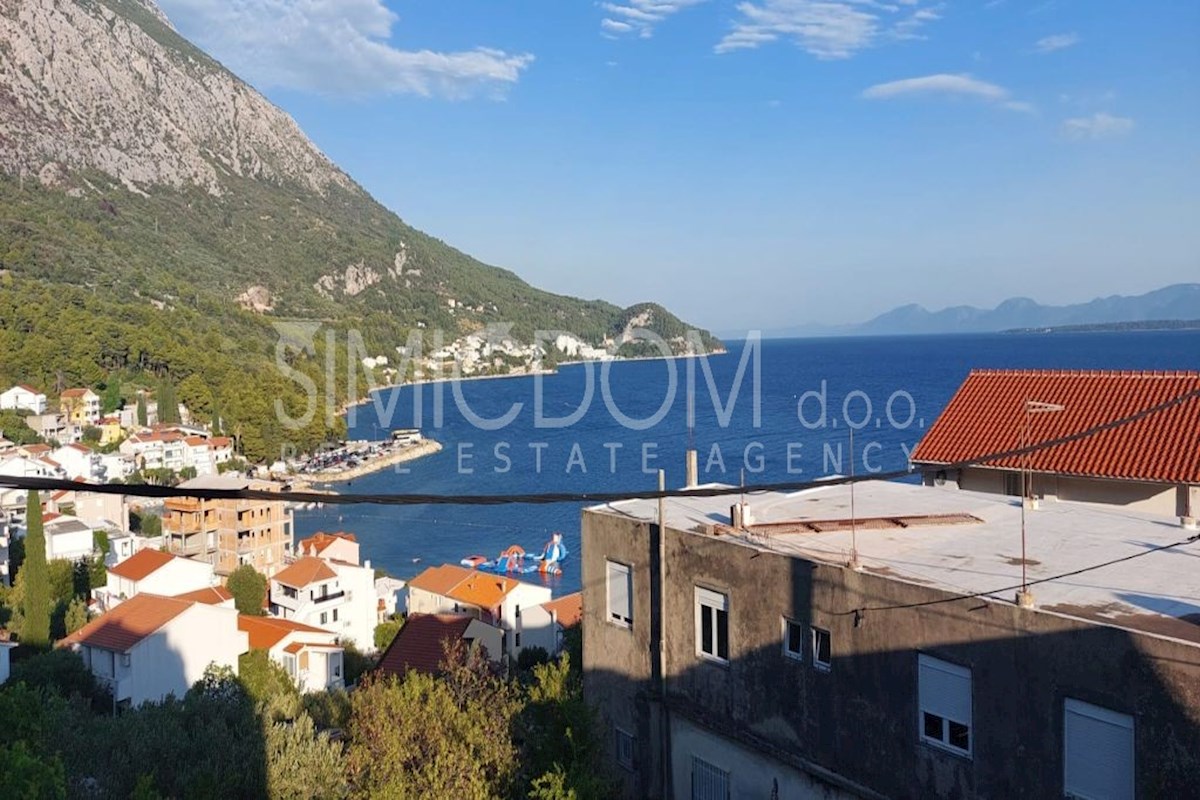 Hiša z dvema apartmajema, Makarska riviera