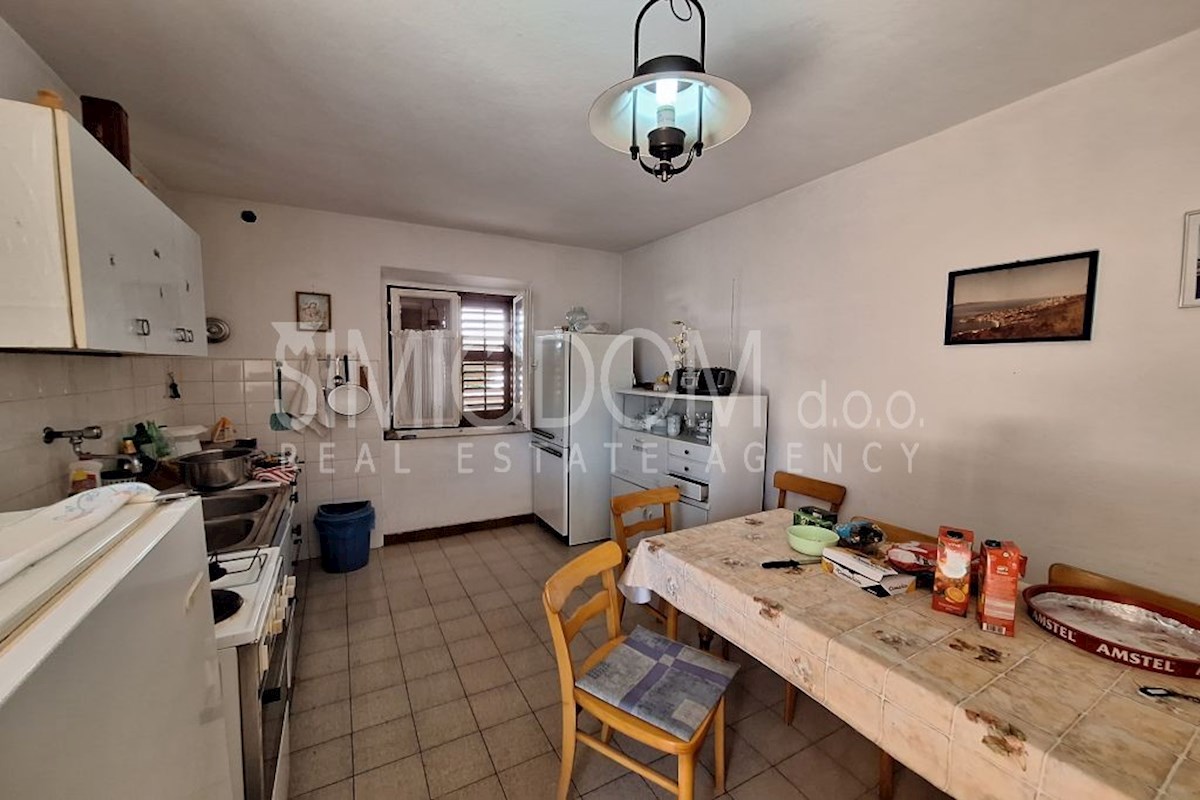 Hiša z dvema apartmajema, Makarska riviera