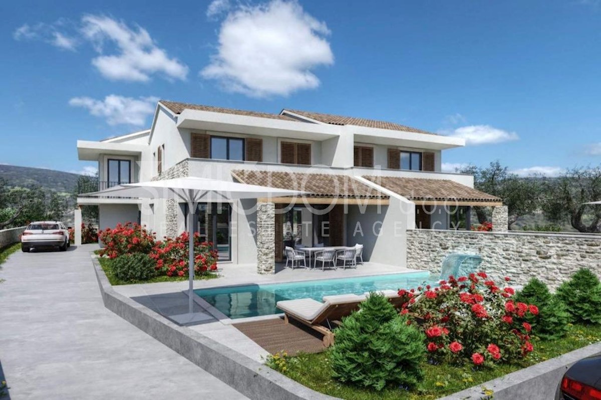 Čudovita hiša v bližini plaže, Murter