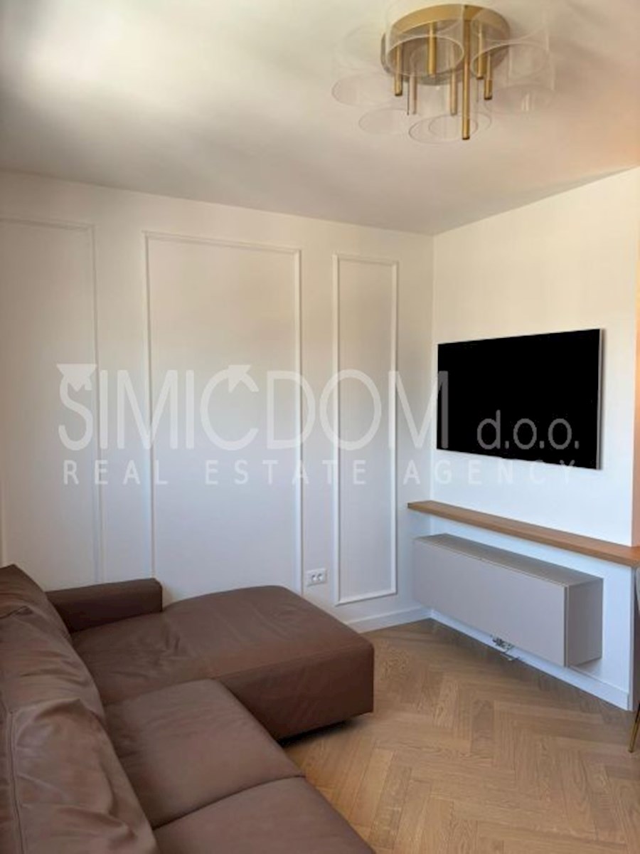 Ekskluzivno stanovanje v bližini centra Splita