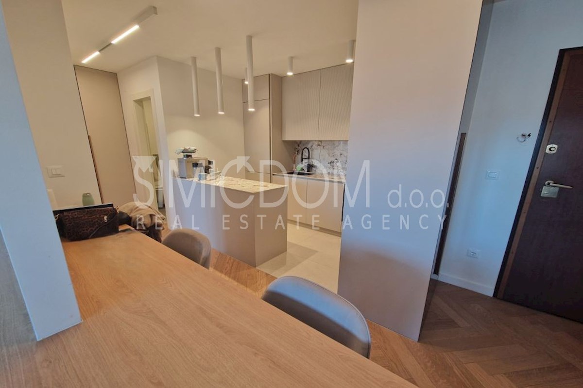 Ekskluzivno stanovanje v bližini centra Splita