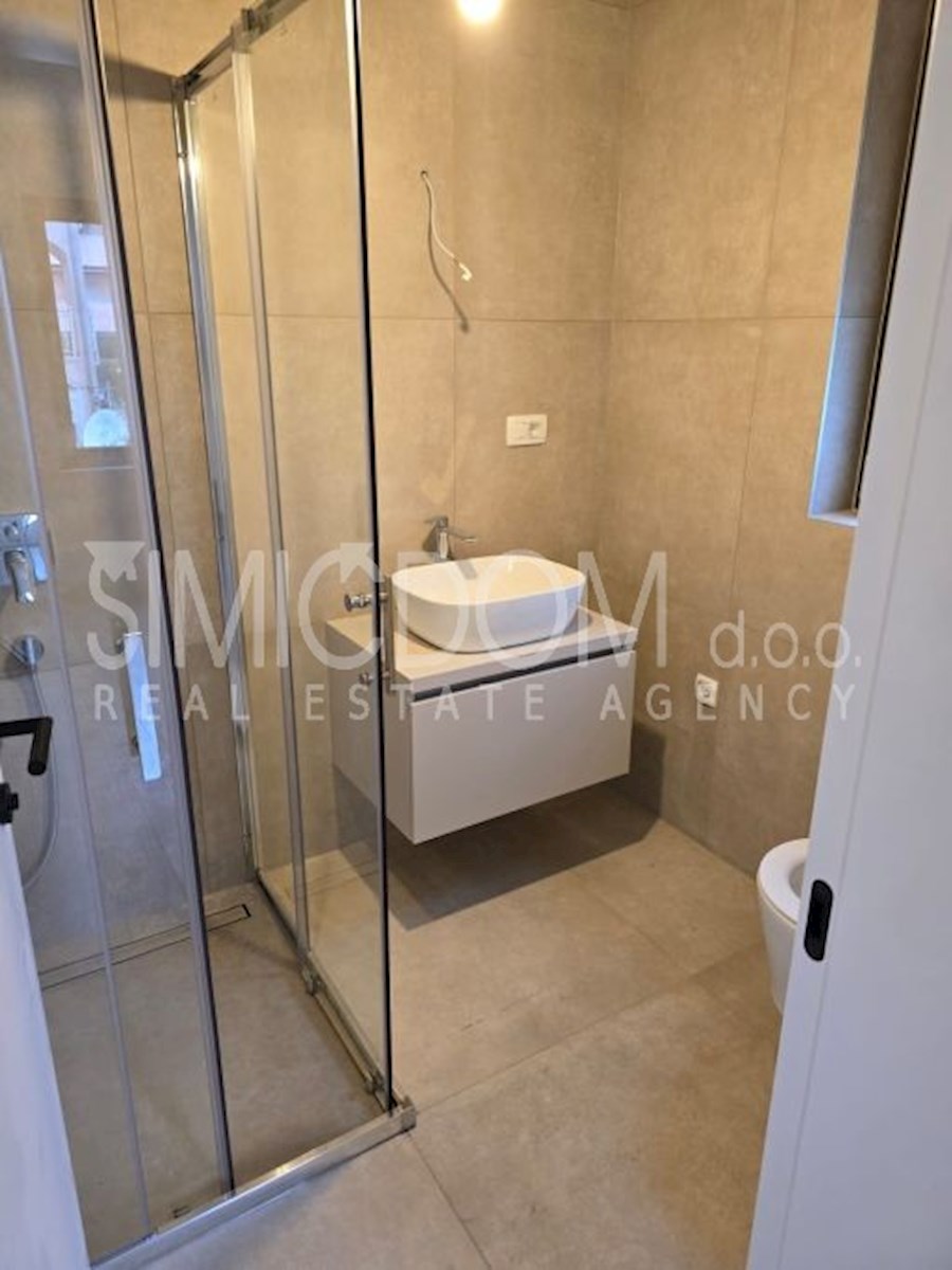Novi apartmaji v bližini plaže, Srima