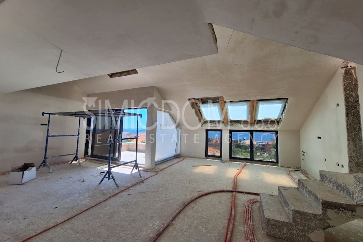 Dvonadstropni penthouse s pogledom, Orebić