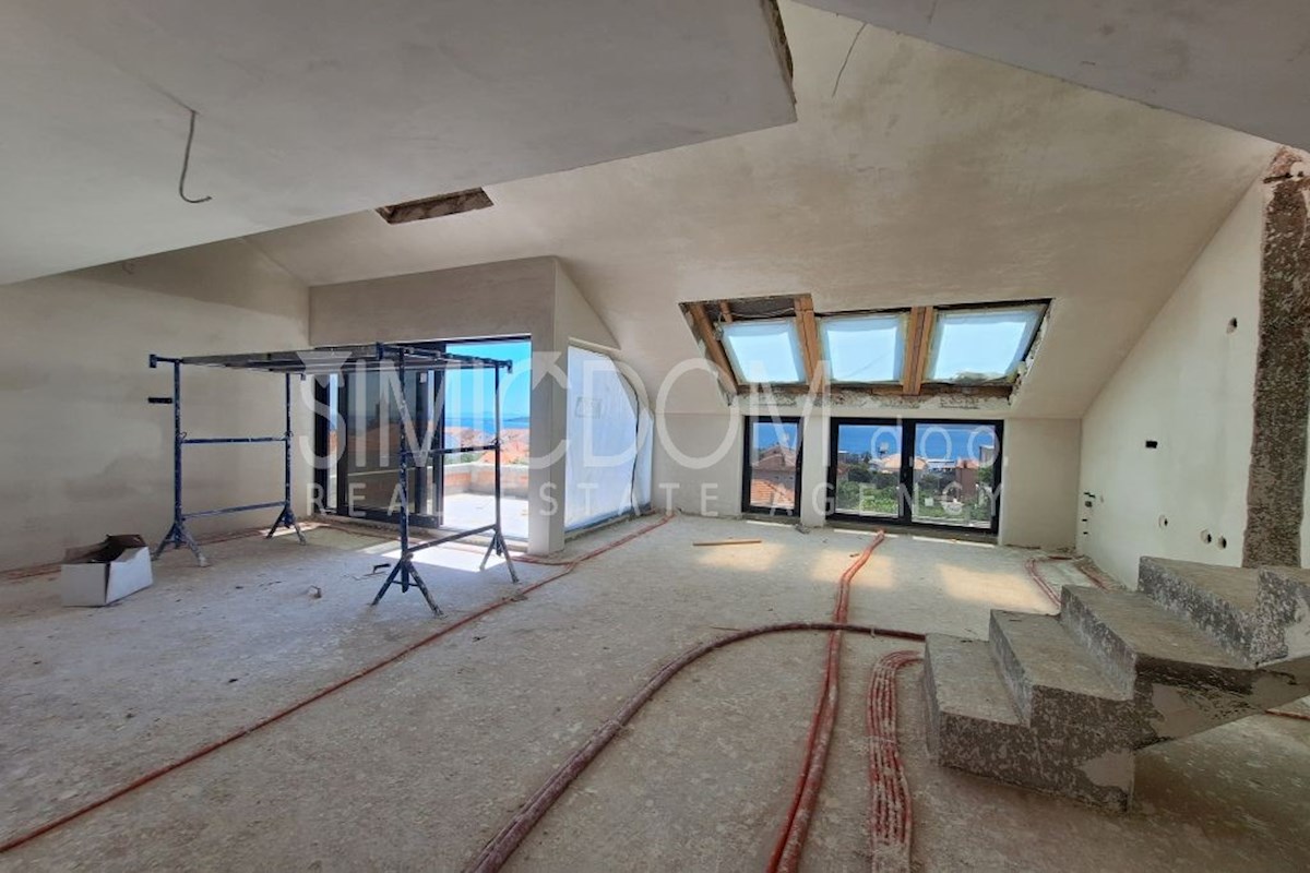 Dvonadstropni penthouse s pogledom, Orebić