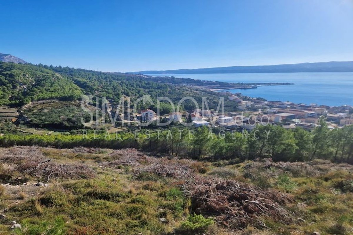 Zemljišče z odprtim pogledom na morje, Omiš