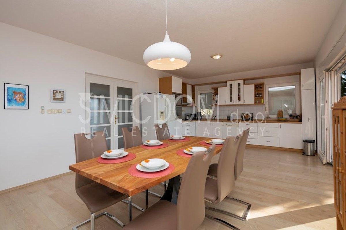 Hiša z odprtim razgledom in bazenom, Makarska riviera