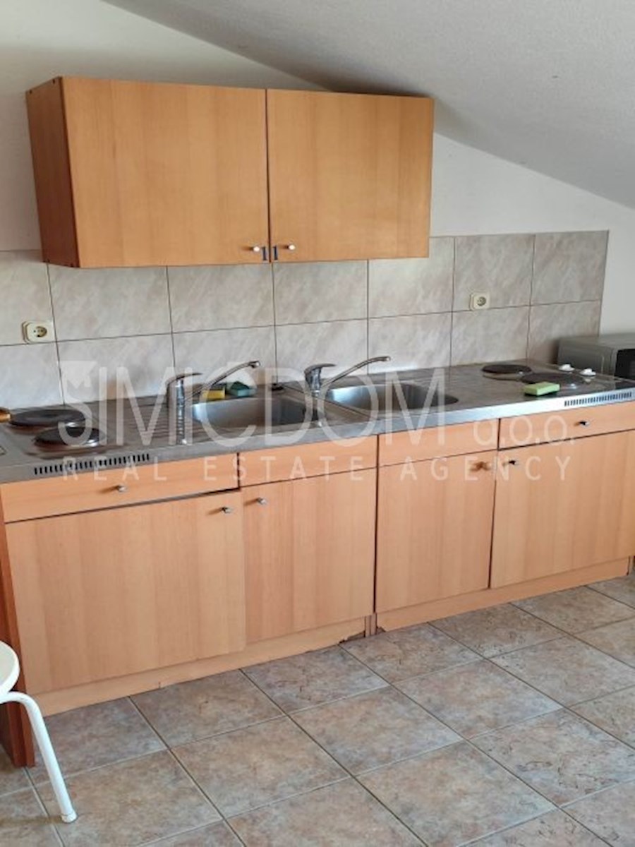 Stanovanjska hiša v centru Orebića