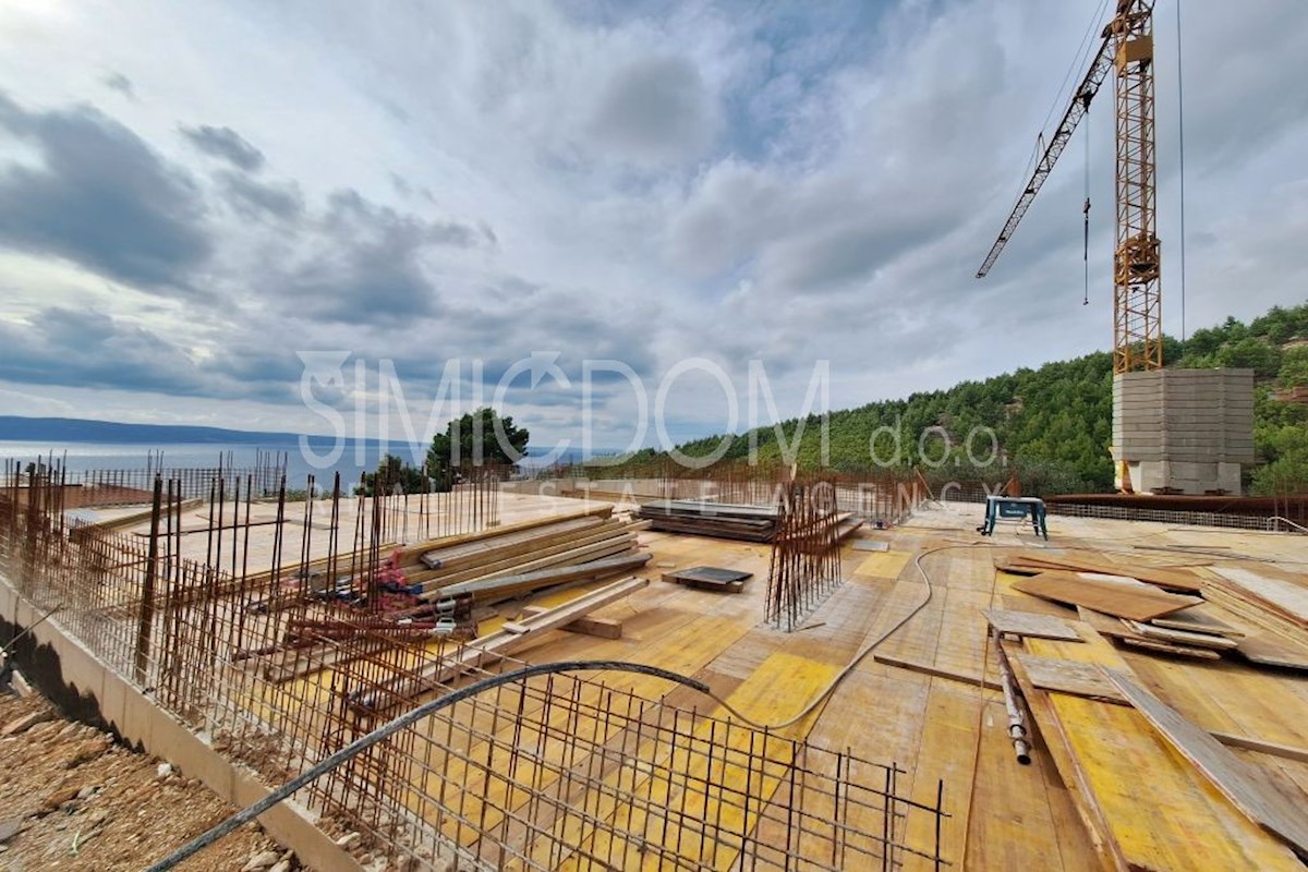 Dvosobno stanovanje z razgledom na morje, Omiš