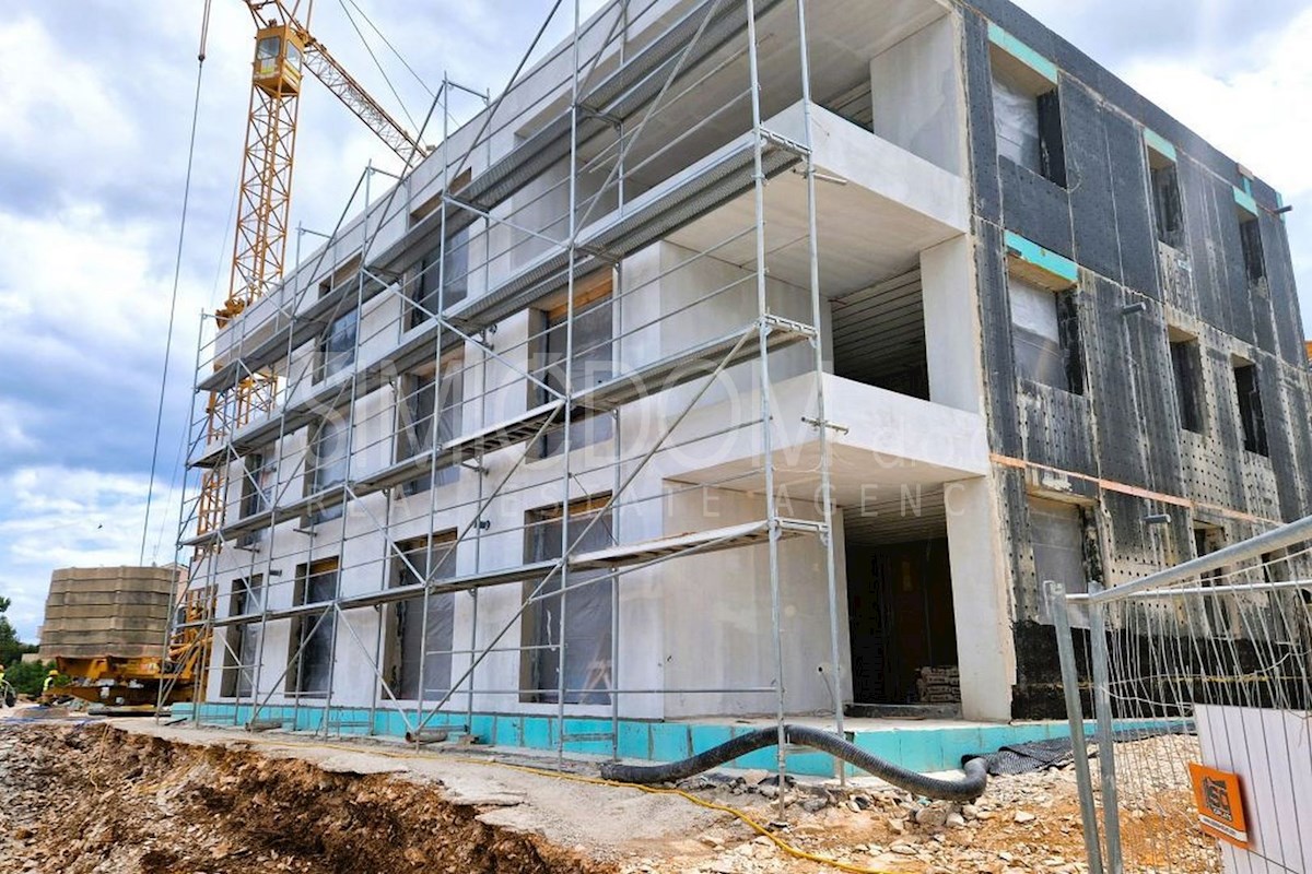 Trisobno penthouse v bližini morja, Čiovo