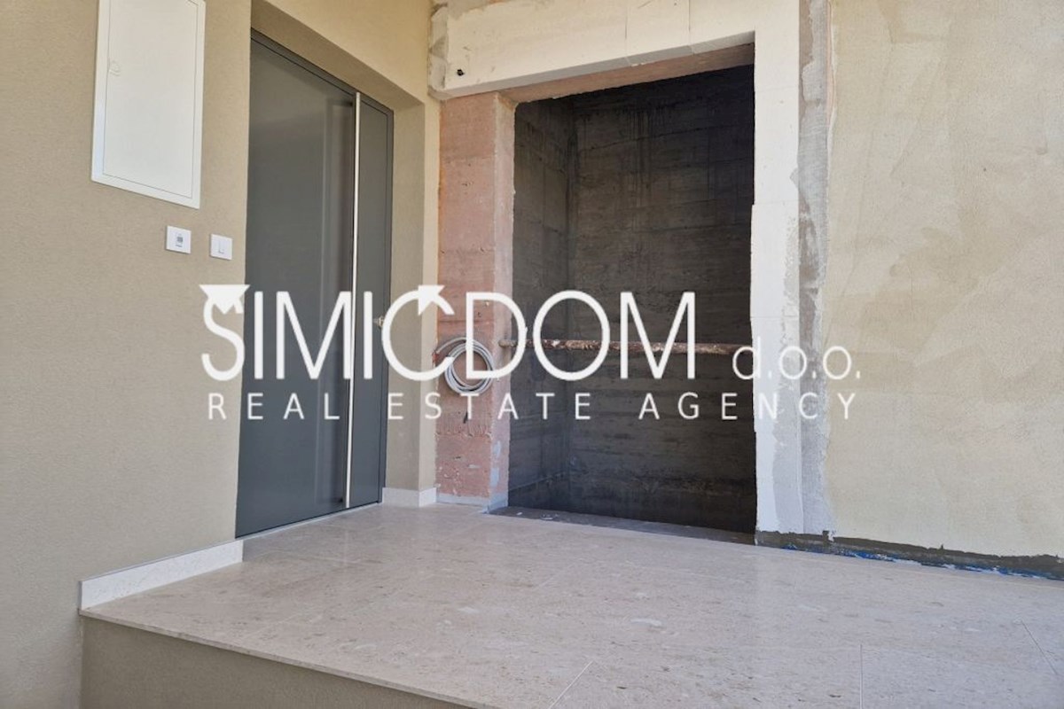 Penthouse stanovanje s pogledom na morje, naprodaj, Vodice