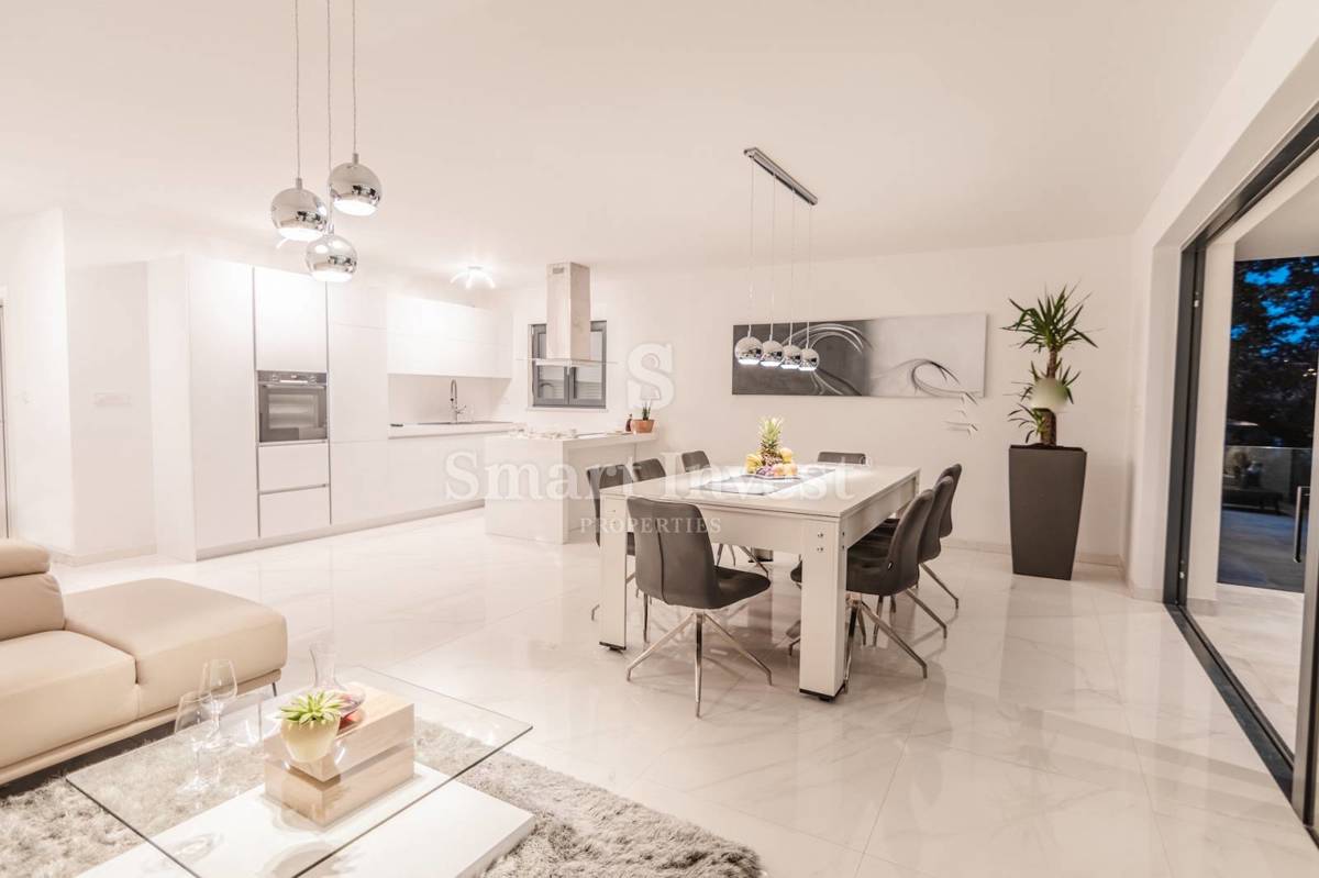 Hiša Opatija, 250m2