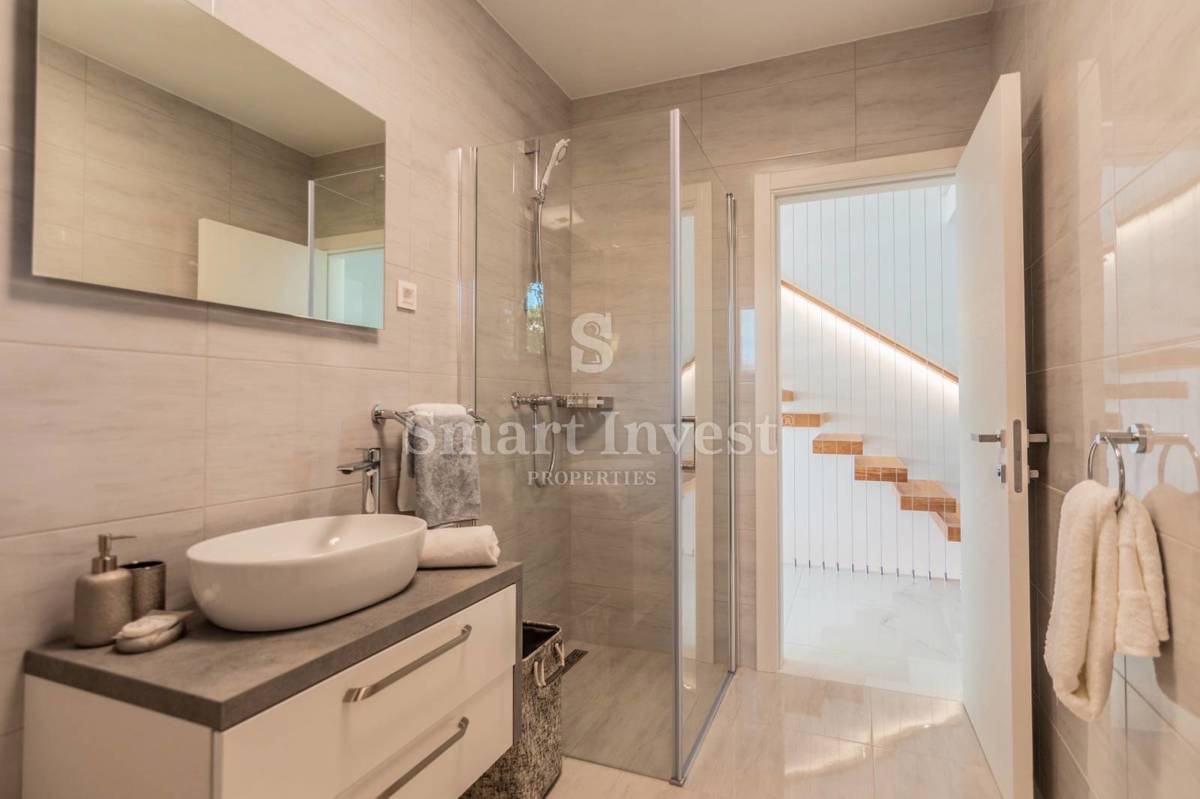 Hiša Opatija, 250m2