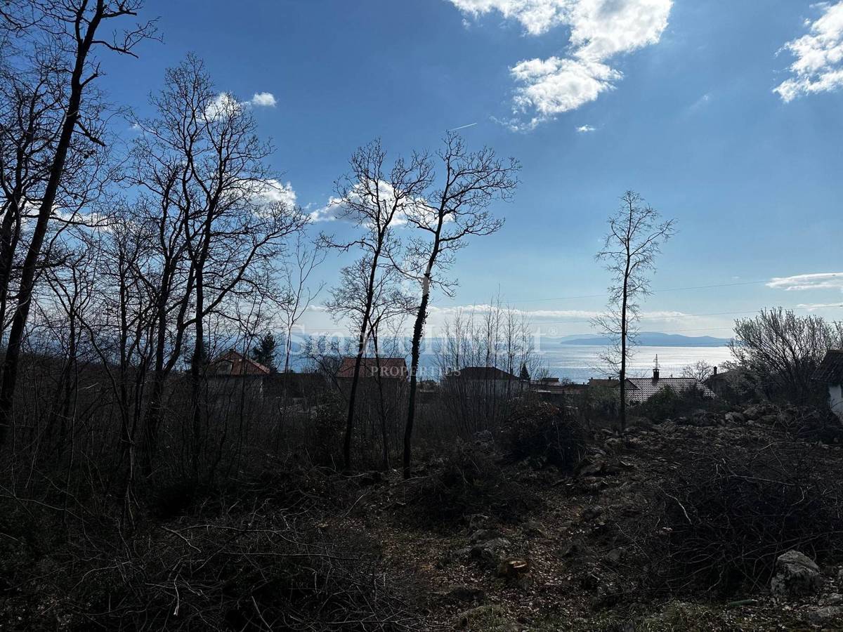 OPATIJA - MATULJI, gradbeno zemljišče s pogledom na morje