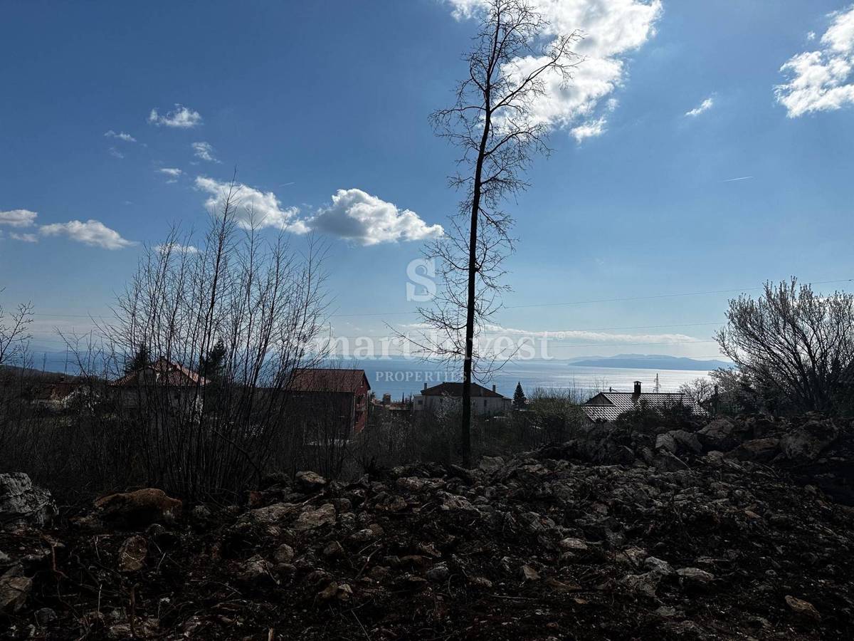 OPATIJA - MATULJI, gradbeno zemljišče s pogledom na morje